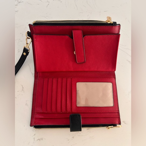 Michael Kors Rose Wristlet- NWOT - Picture 6 of 17